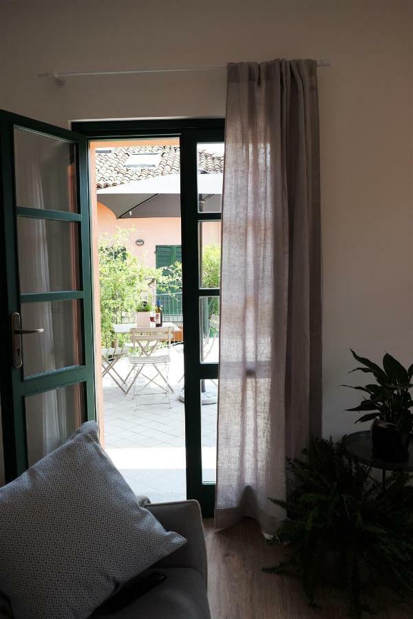 Apartmán La Casa Di Ringhiera Alba  Exteriér fotografie